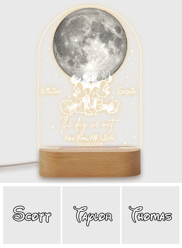 The Night We Met - Personalized Mouse Couple Shaped Plaque Light Base