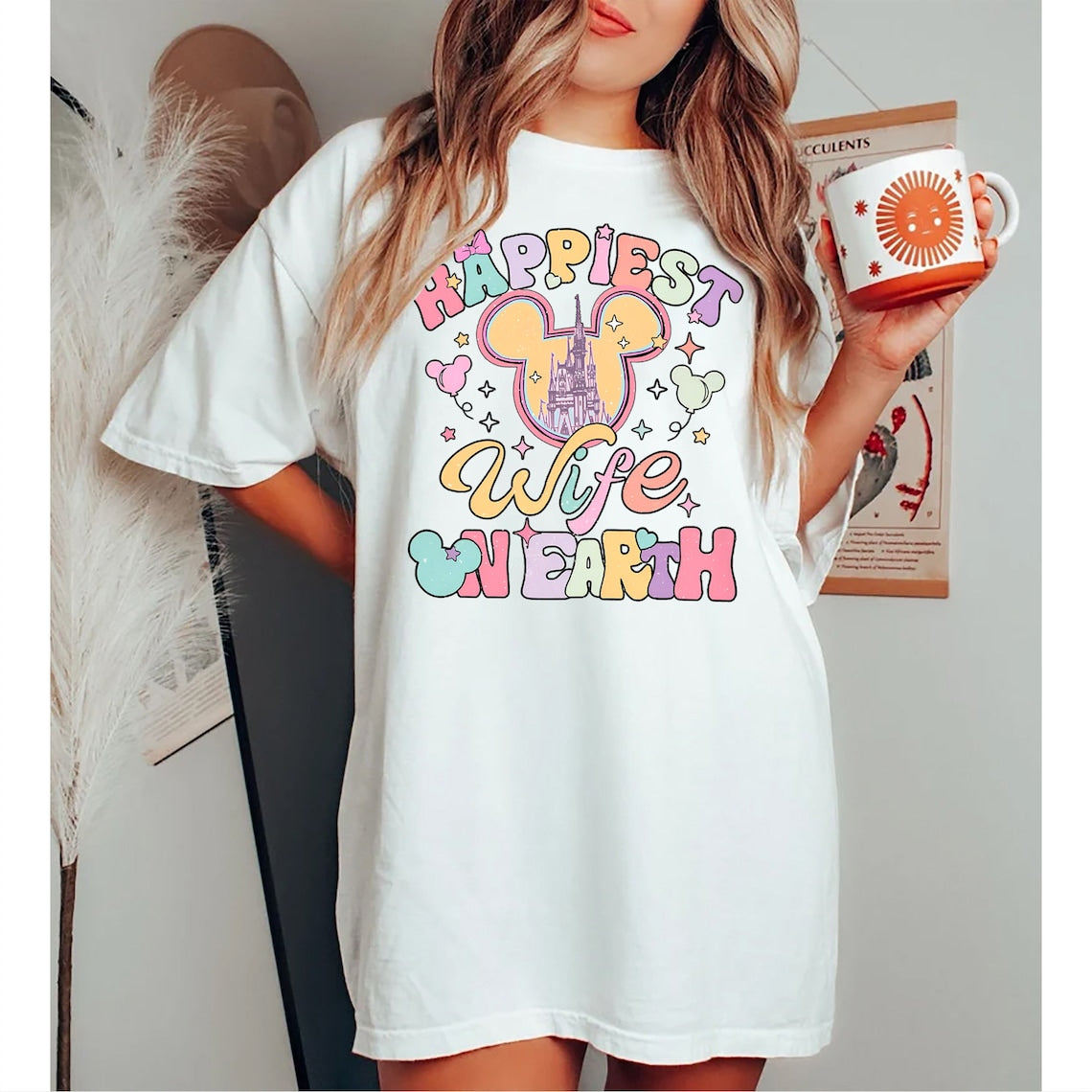 Happiest Wife On Earth Mouse T-shirt & Hoodie 0424