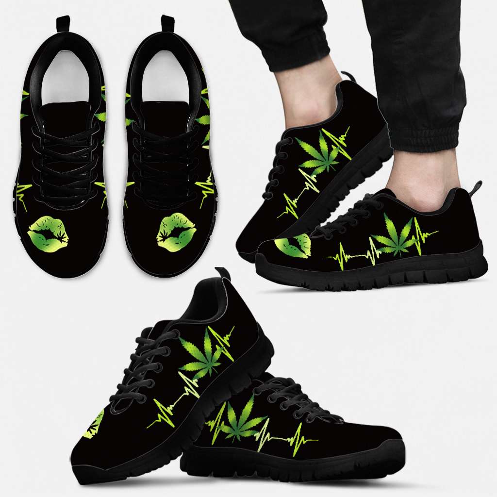 Heart Beat - Weed Sneakers 0822