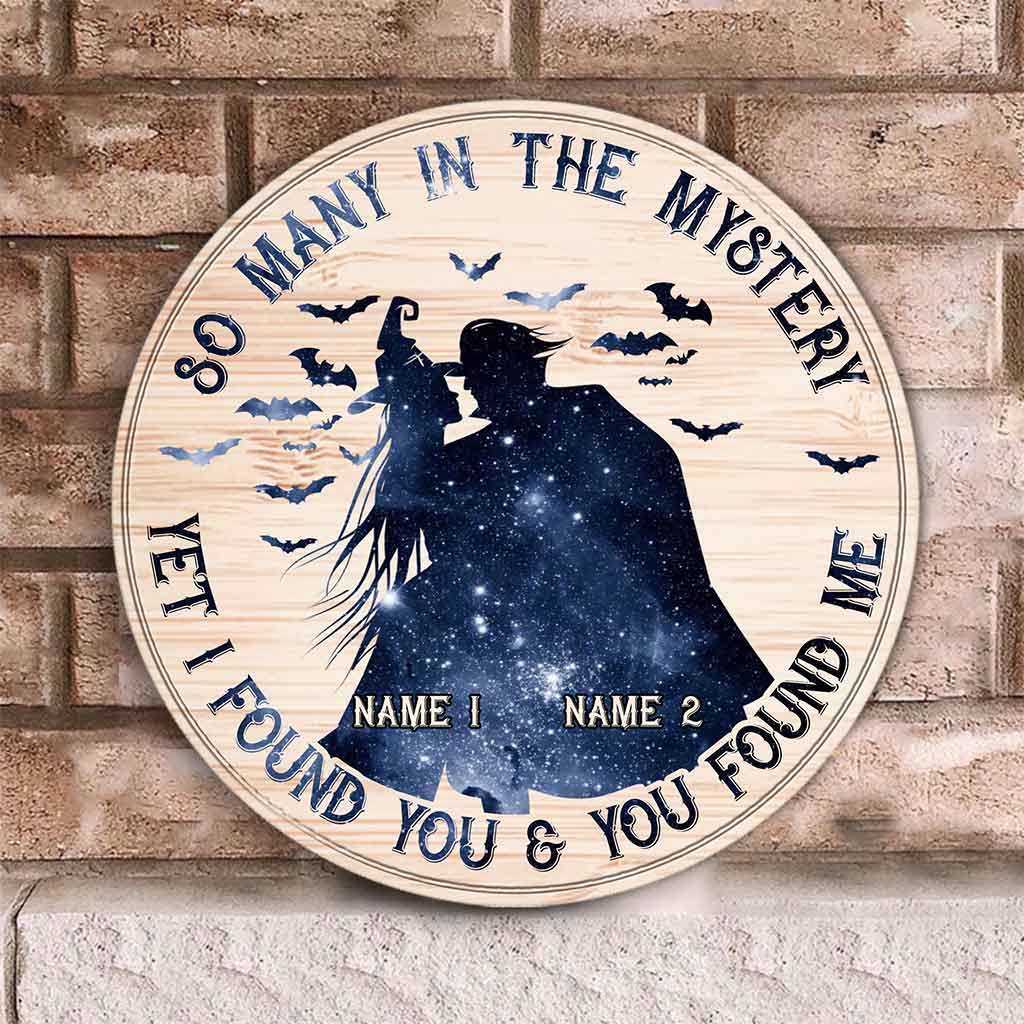 So Many In The Mystery - Witch Personalized Round Wood Sign