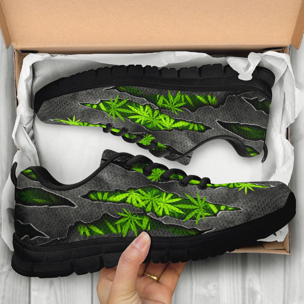 Into The Garden - Weed Sneakers 0822
