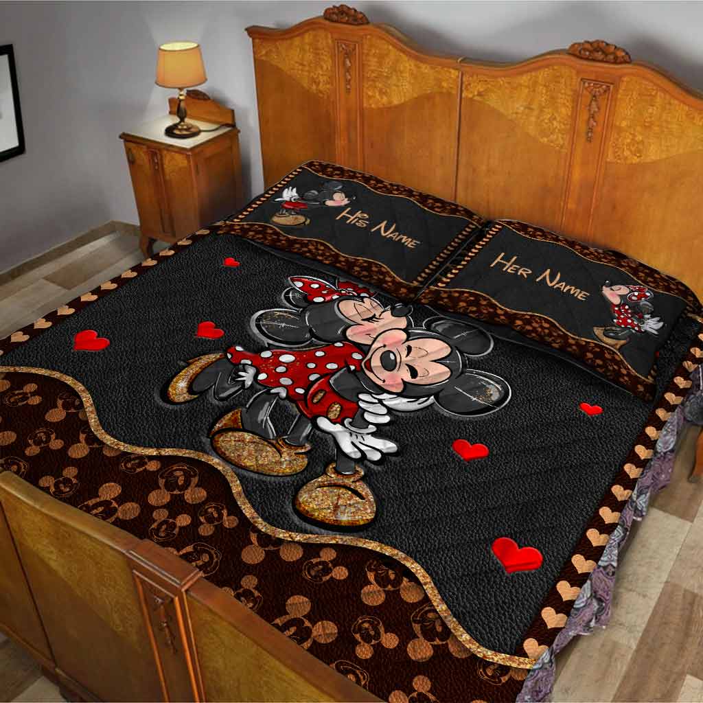 Cute Mouse Ears - Personalized Quilt Set With Leather Pattern Print
