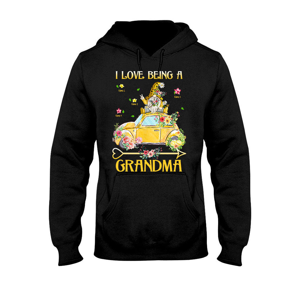 I Love Being A Grandma - Personalized T-shirt and Hoodie