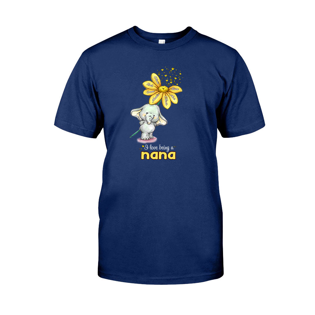 I Love Being A Nana - Personalized Mother's Day Grandma T-shirt and Hoodie