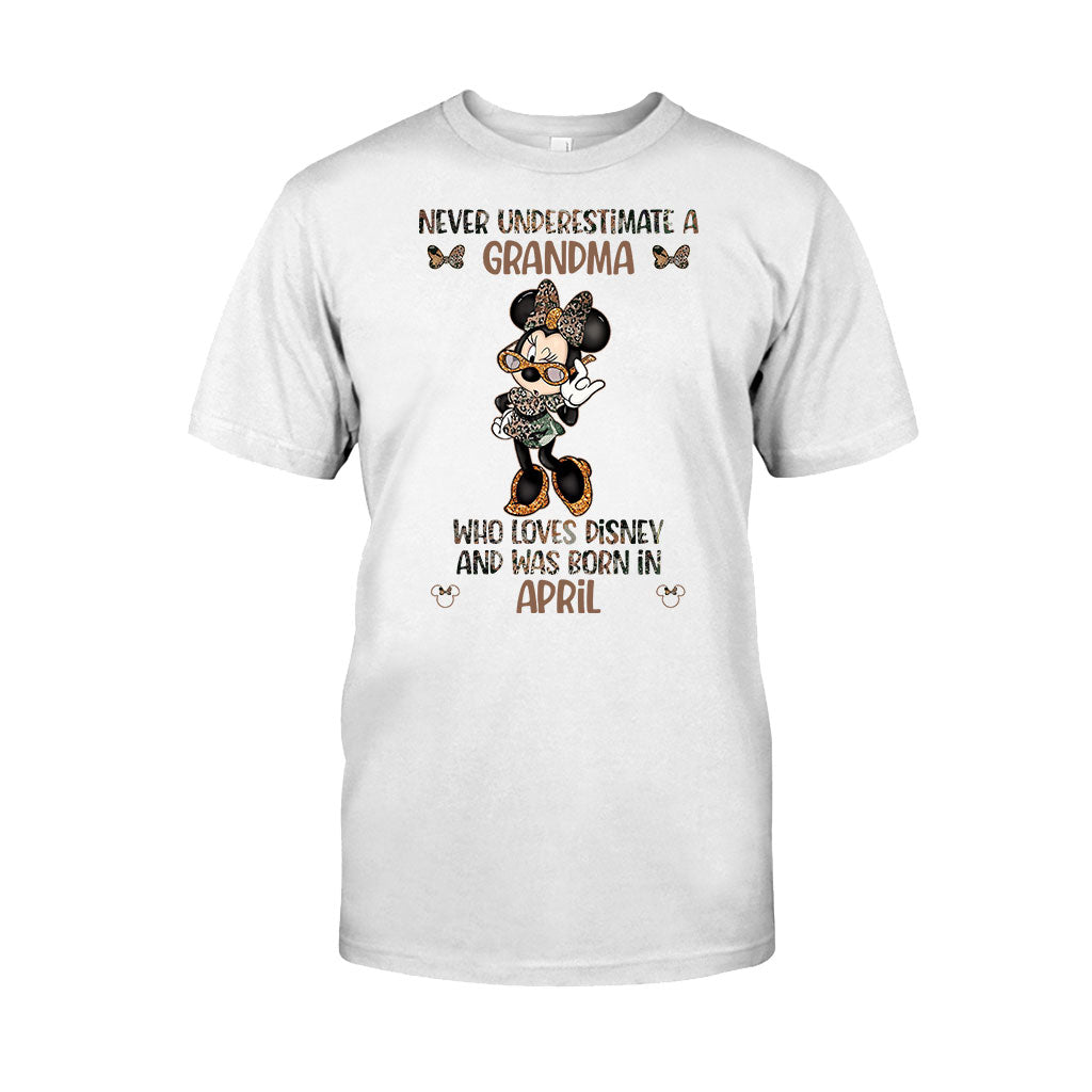 Never Underestimate A Grandma - Personalized Mother's Day Mouse T-shirt and Hoodie