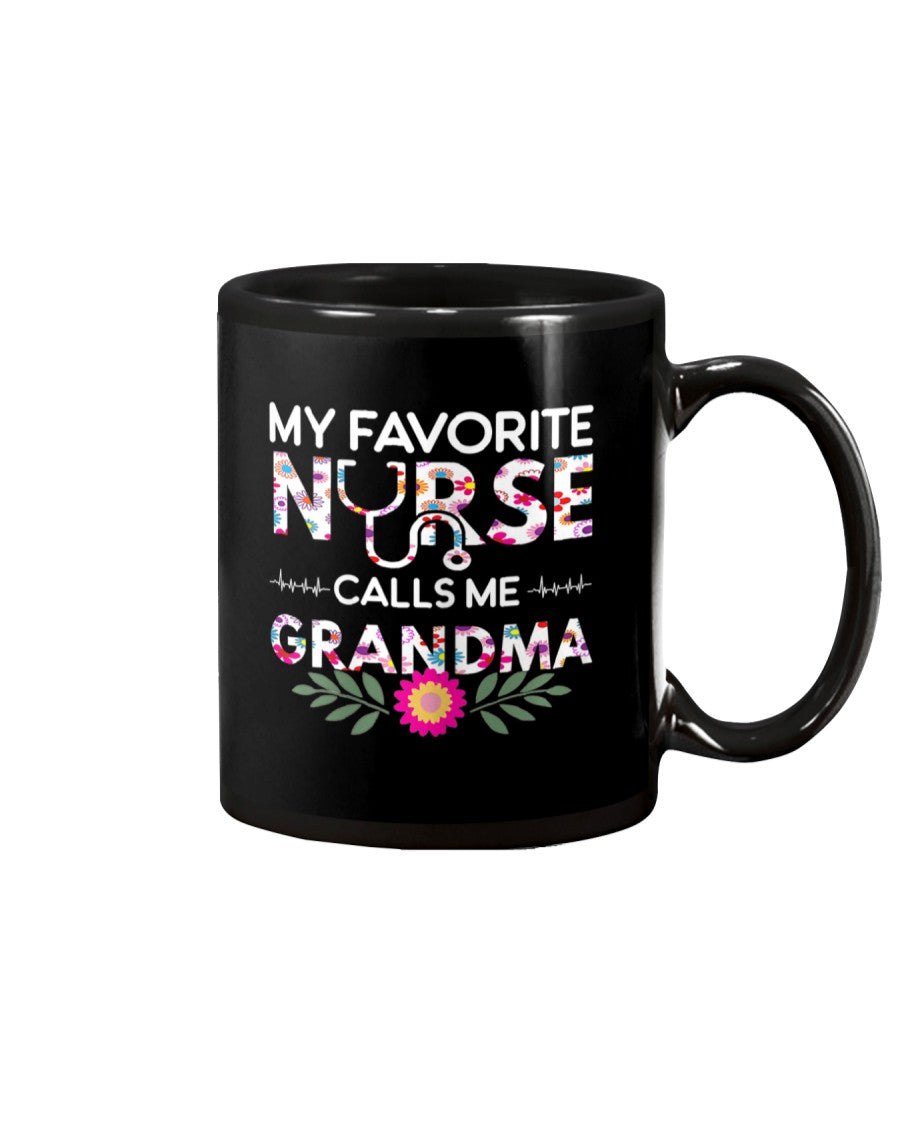 Womens Nurse Gift My Favorite Nurse Calls Me - Grandma Mug 0921