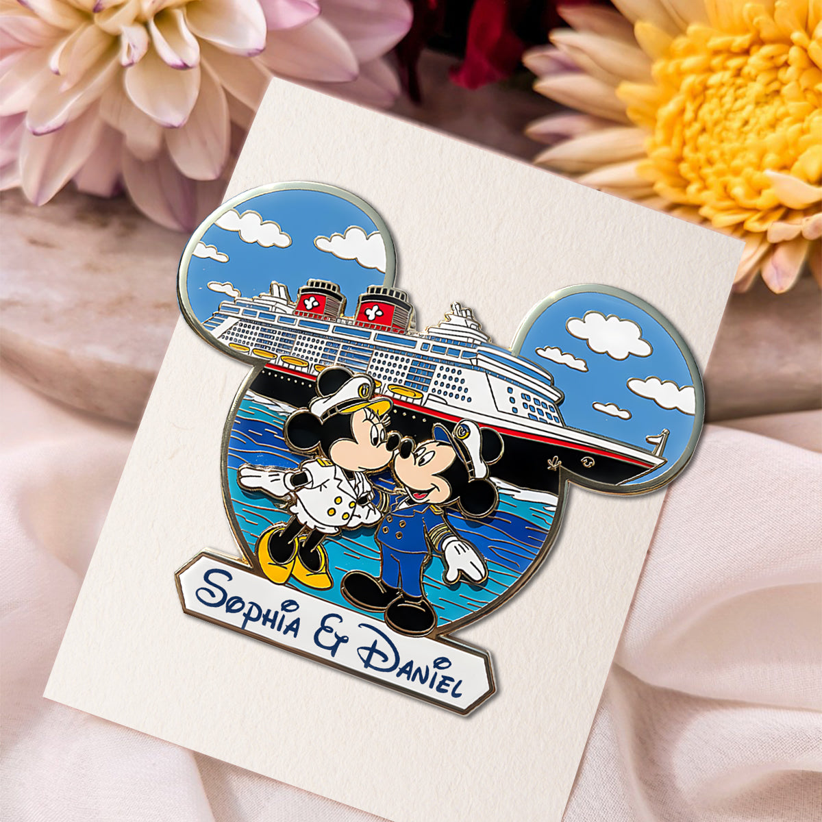 Mouse Couple Cruise Trip - Personalized Mouse Pin