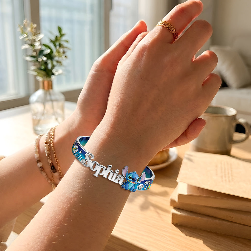 Ohana - Personalized Ohana Shaped Cuff Bracelet