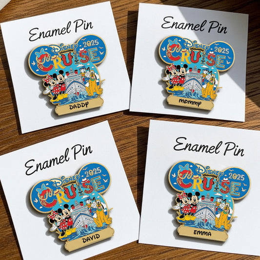 Family Cruise 2025 - Personalized Mouse Pin
