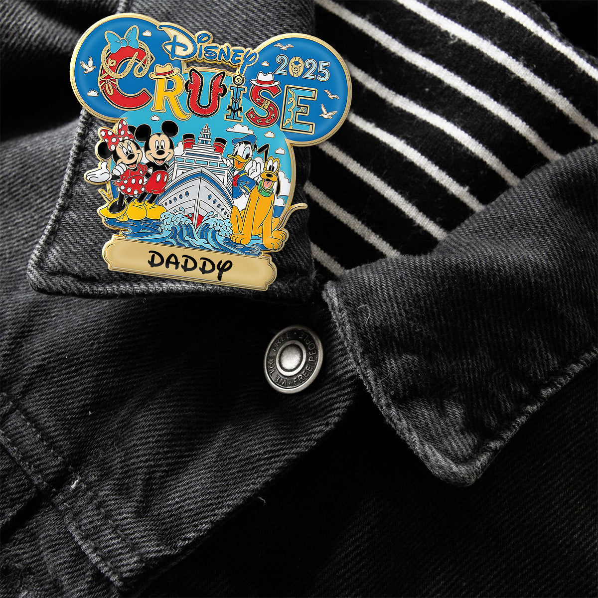 Family Cruise 2025 - Personalized Mouse Pin