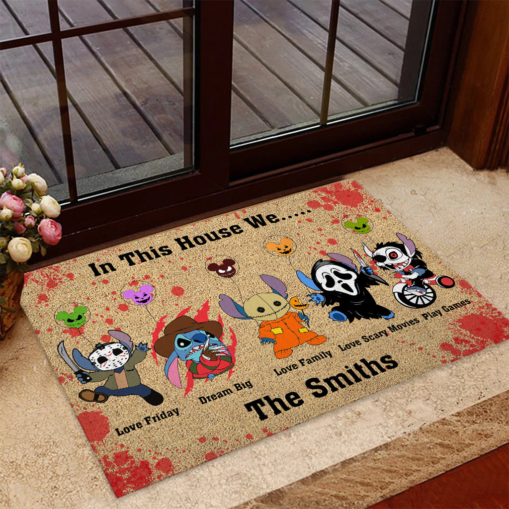 hlw A01 In This House - Personalized Ohana Doormat