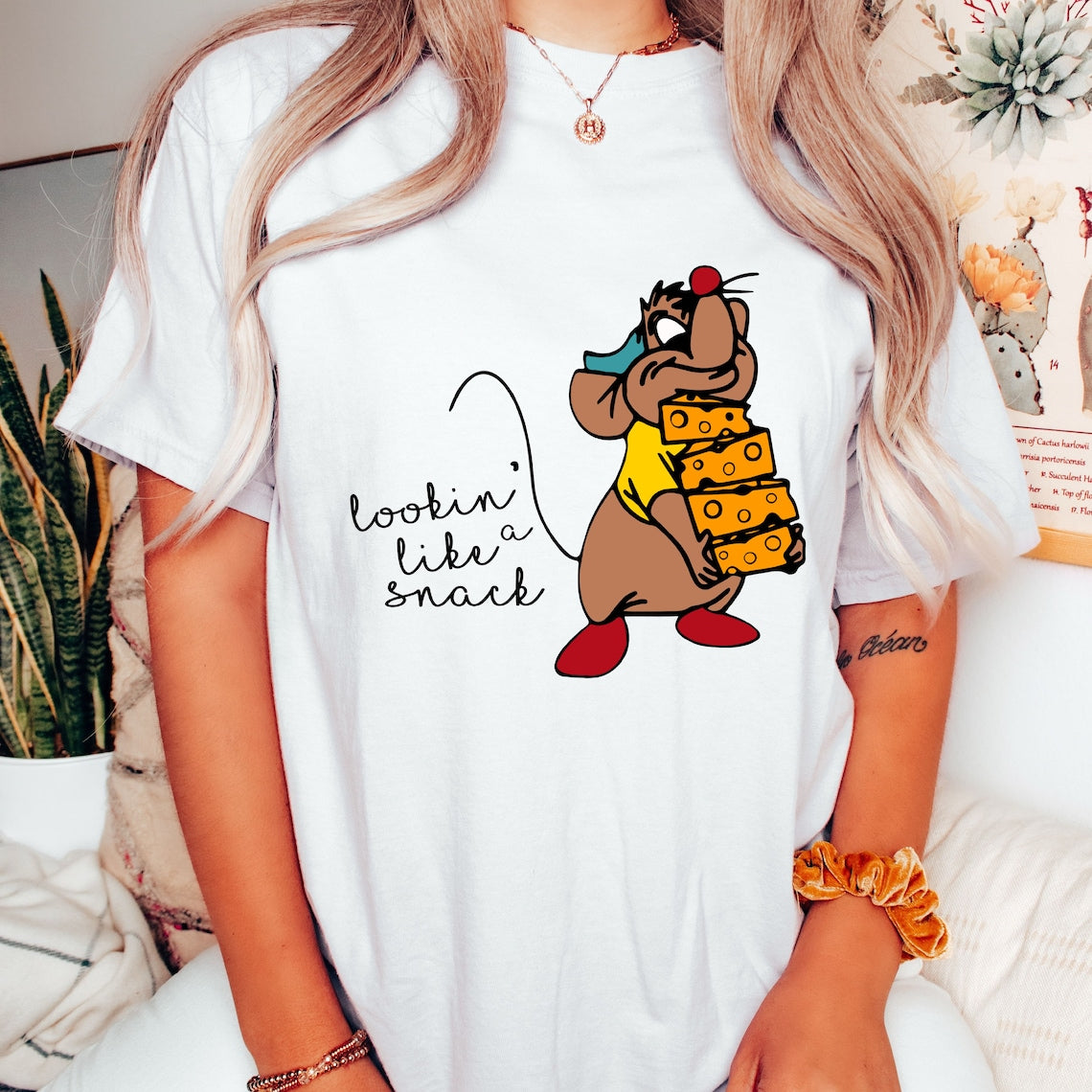Love Snack Mouse T-shirt & Hoodie 0424