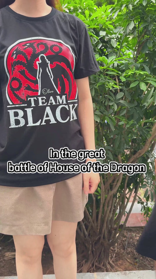 Team Black Vs Team Green - Personalized Thrones Game T-shirt And Hoodie