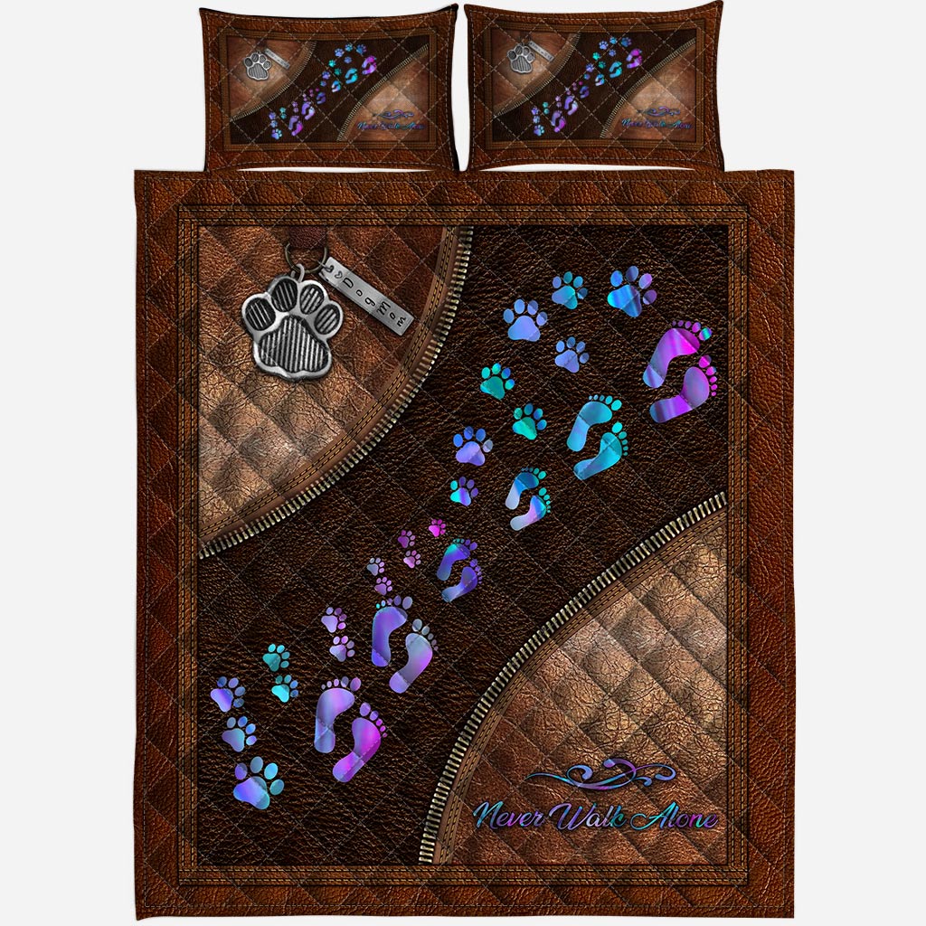 Never Walk Alone Leather Pattern Print Dog Quilt Set 0622