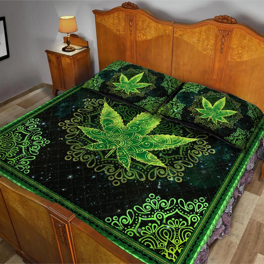 Galaxy Mandala Weed Leaf - Weed Quilt Set 0822