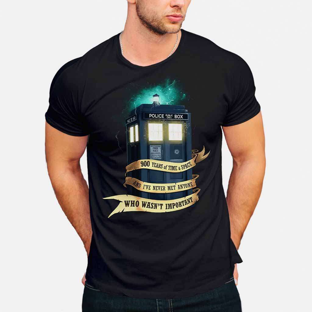Anywhere In Time And Space - T-shirt and Hoodie 1122