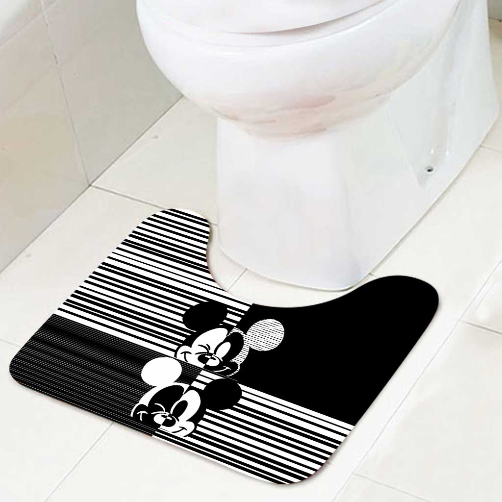 Magic Black And White - Mouse Bathroom Curtain & Mats Set