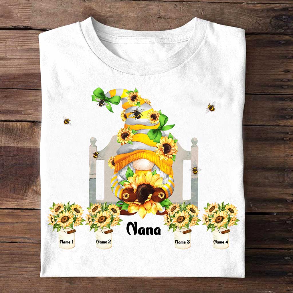 I Love Being Nana - Personalized Mother's Day Grandma T-shirt and Hoodie