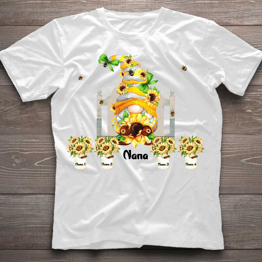 I Love Being Nana - Personalized Mother's Day Grandma T-shirt and Hoodie