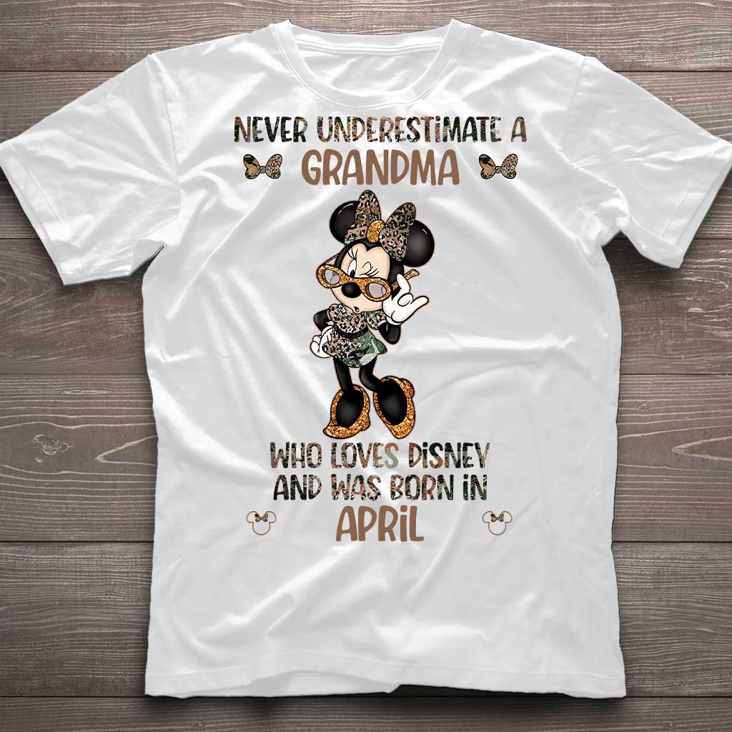 Never Underestimate A Grandma - Personalized Mother's Day Mouse T-shirt and Hoodie