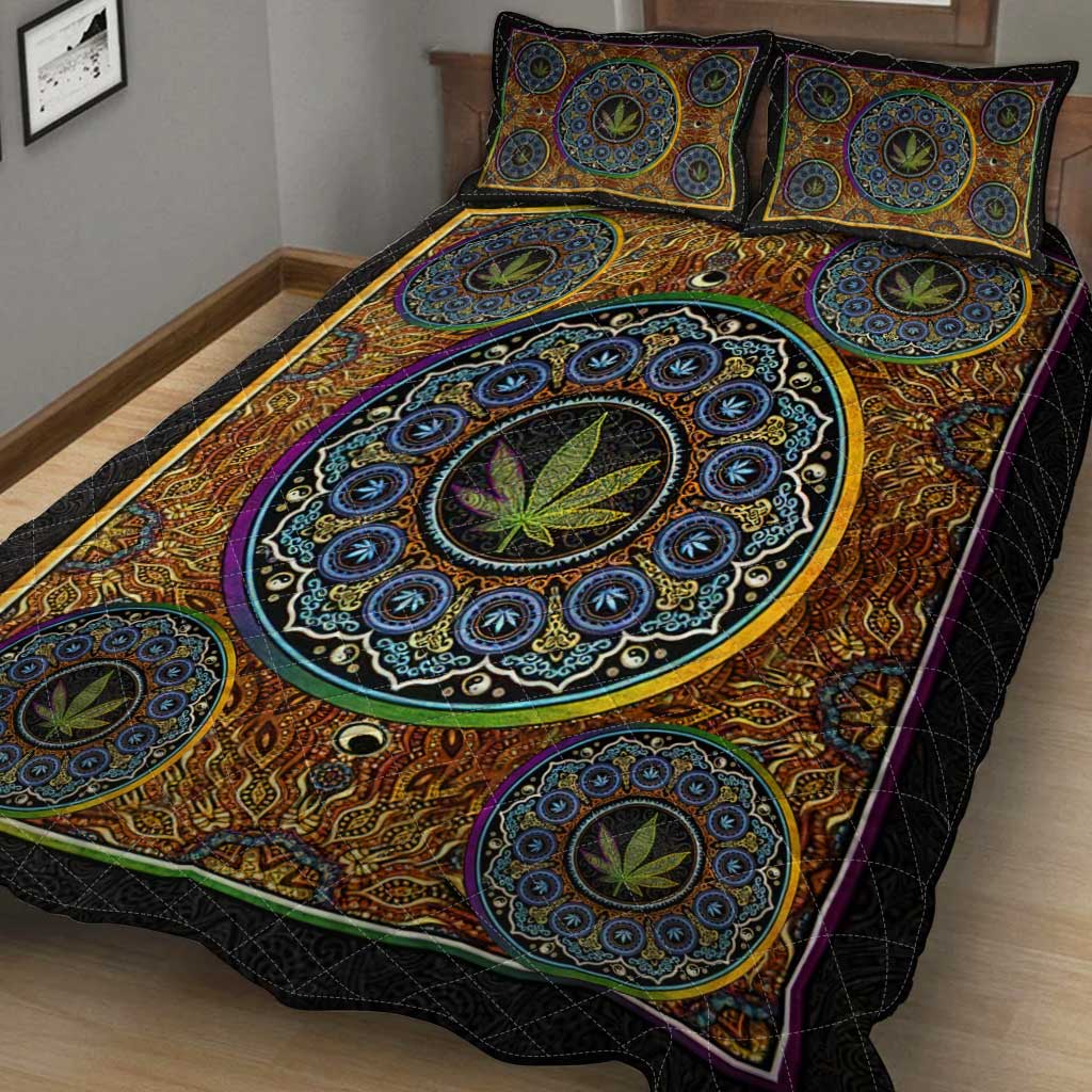 Mandala Leaf Get High - Weed Quilt Set