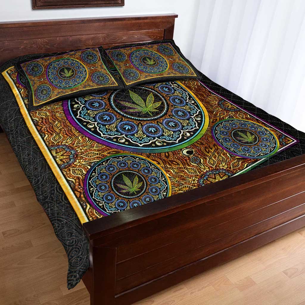 Mandala Leaf Get High - Weed Quilt Set