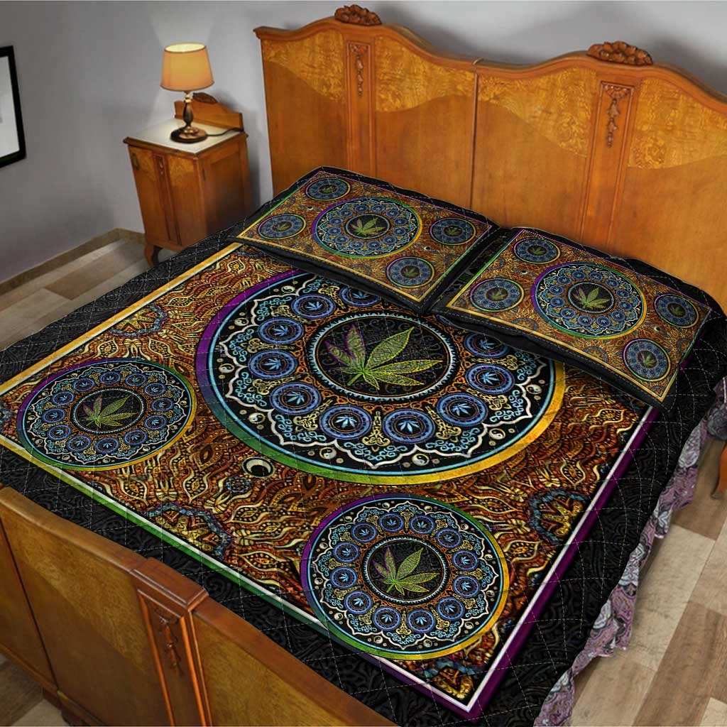 Mandala Leaf Get High - Weed Quilt Set