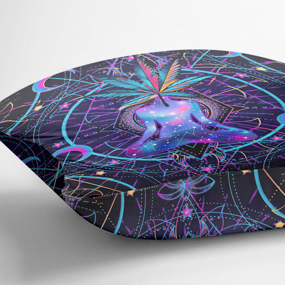 Pot Head - Weed Wall Tapestry & Throw Pillow
