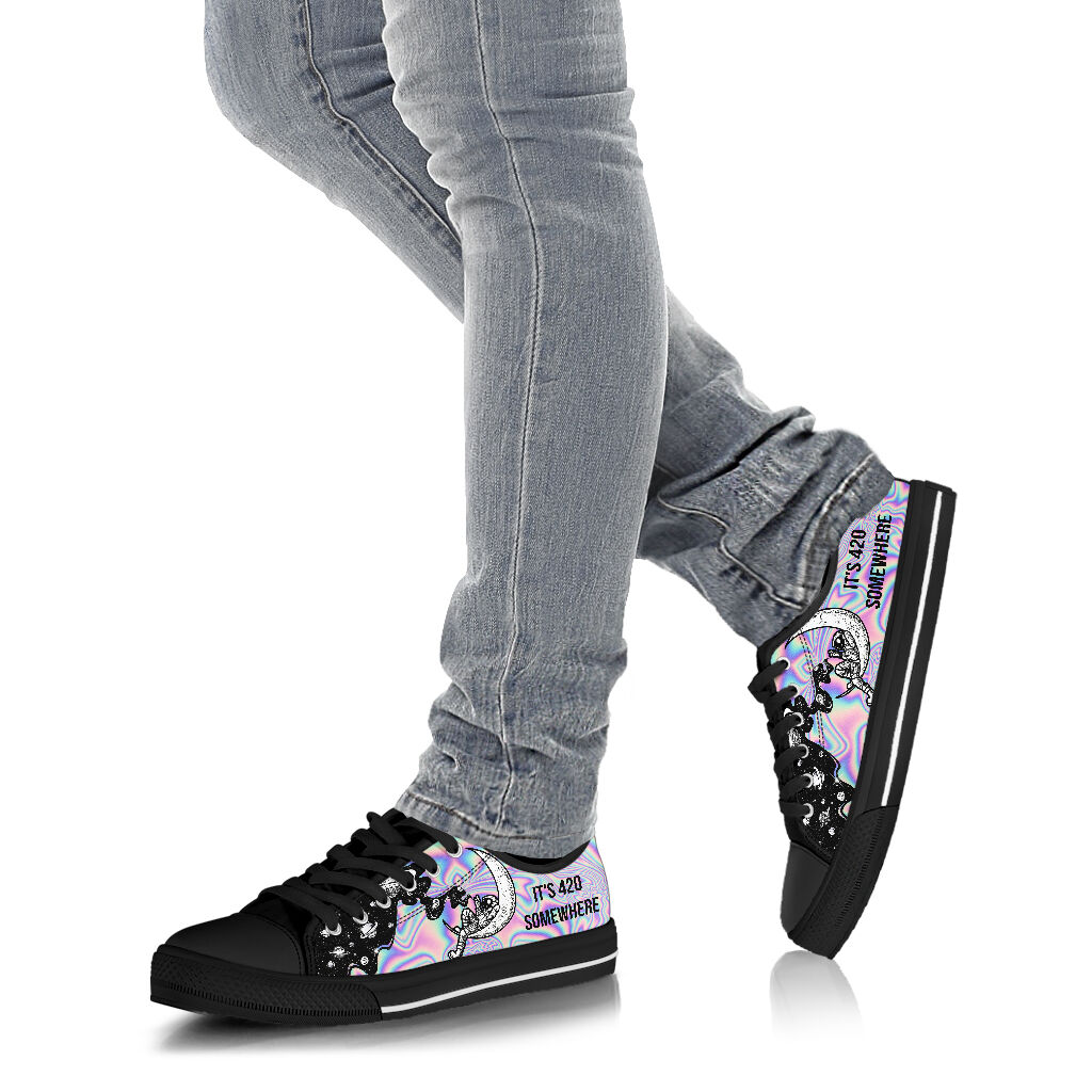 It'S 420 Somewhere Smoking Astronaut - Weed Low Top Shoes 0822