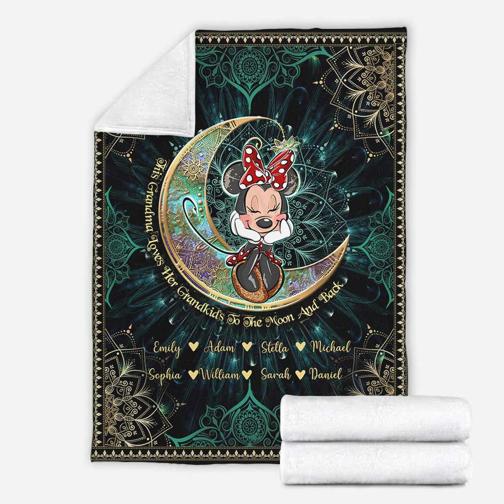 This Grandma Loves Her Grandkids To The Moon And Back - Personalized Mouse Blanket