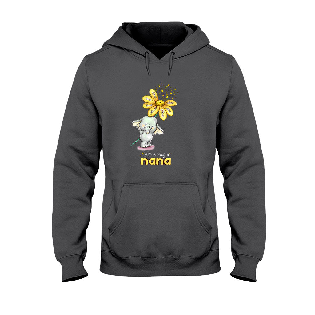 I Love Being A Nana - Personalized Mother's Day Grandma T-shirt and Hoodie