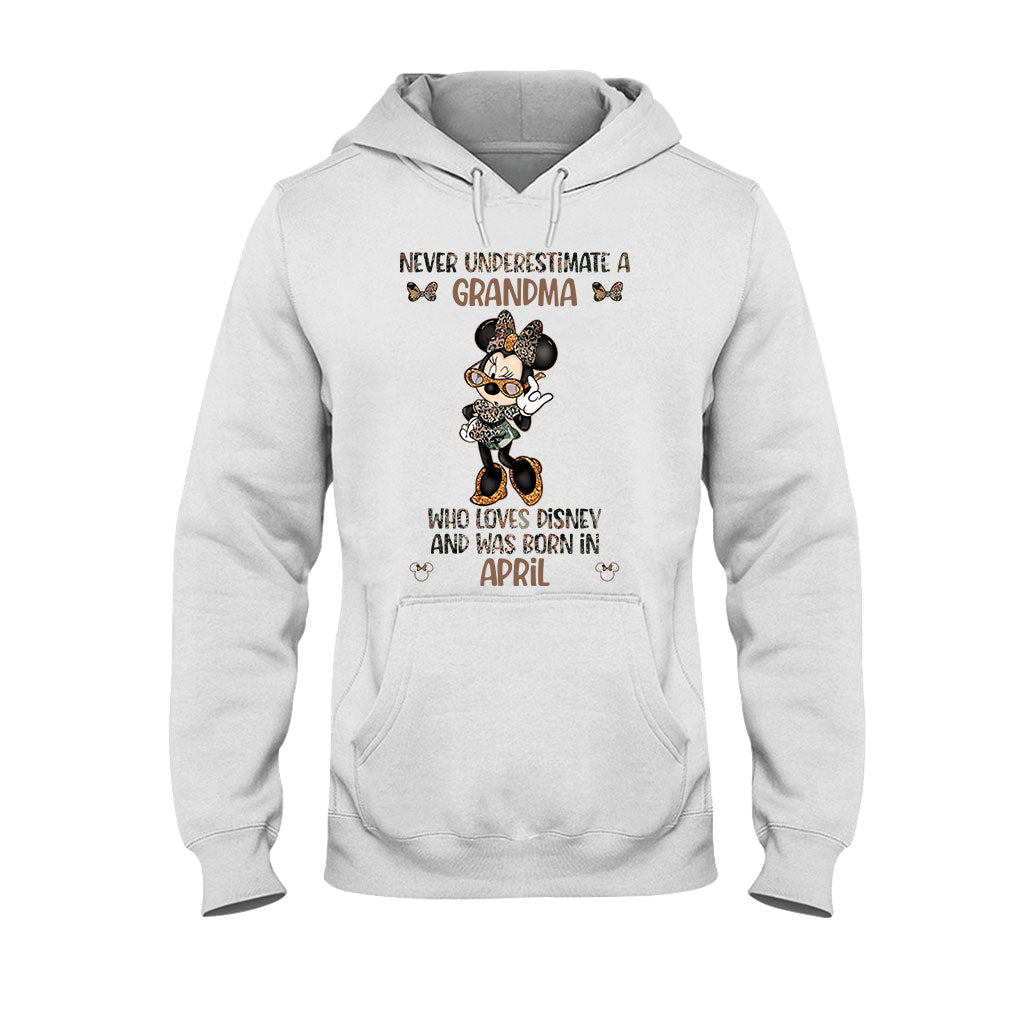 Never Underestimate A Grandma - Personalized Mother's Day Mouse T-shirt and Hoodie