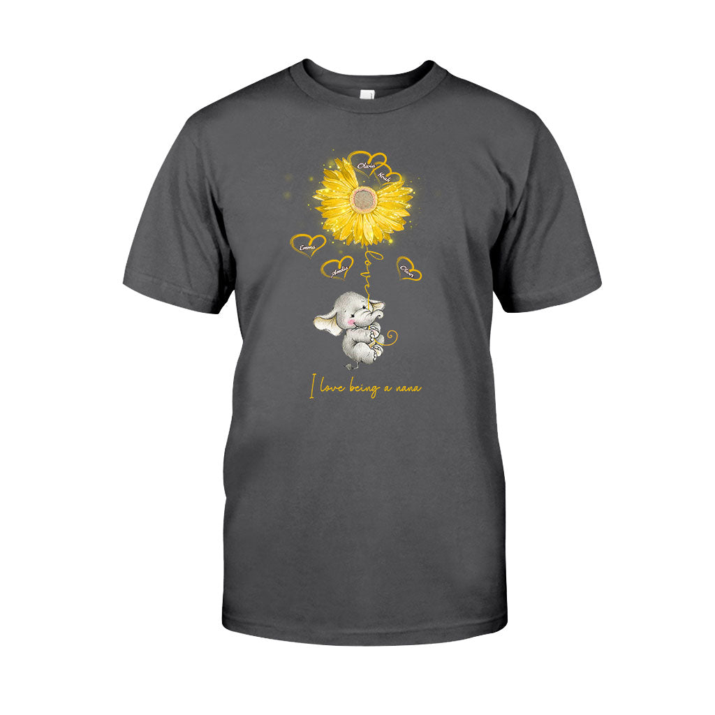 I Love Being A Nana - Personalized Mother's Day Grandma T-shirt and Hoodie