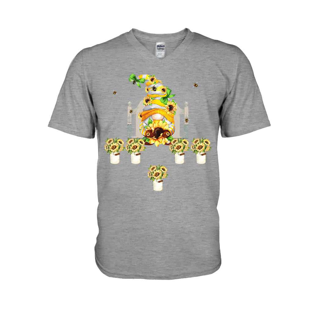 I Love Being Nana - Personalized Mother's Day Grandma T-shirt and Hoodie