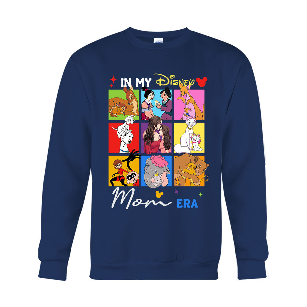 Wonderland Mom Era - Personalized Mouse T-shirt And Hoodie