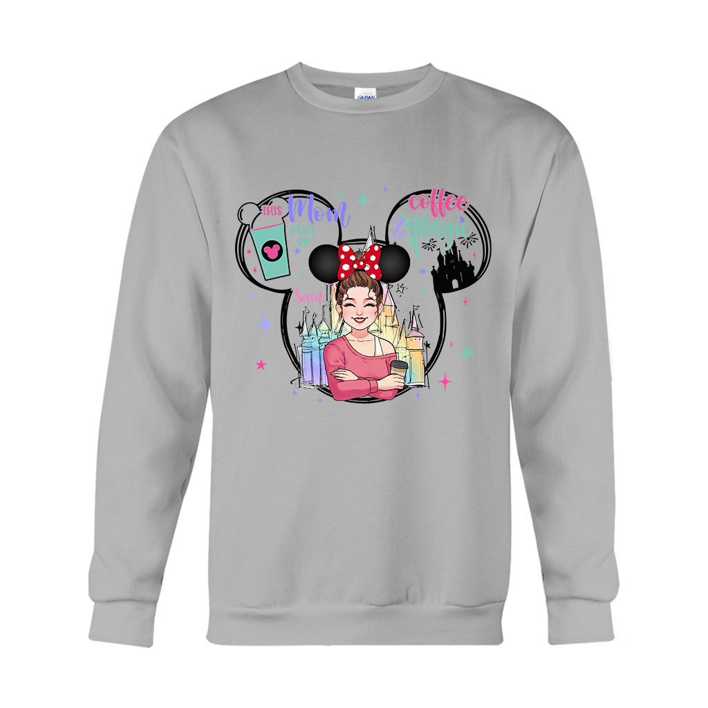 This Mom Runs On Coffee Magic - Personalized Mouse T-shirt And Hoodie