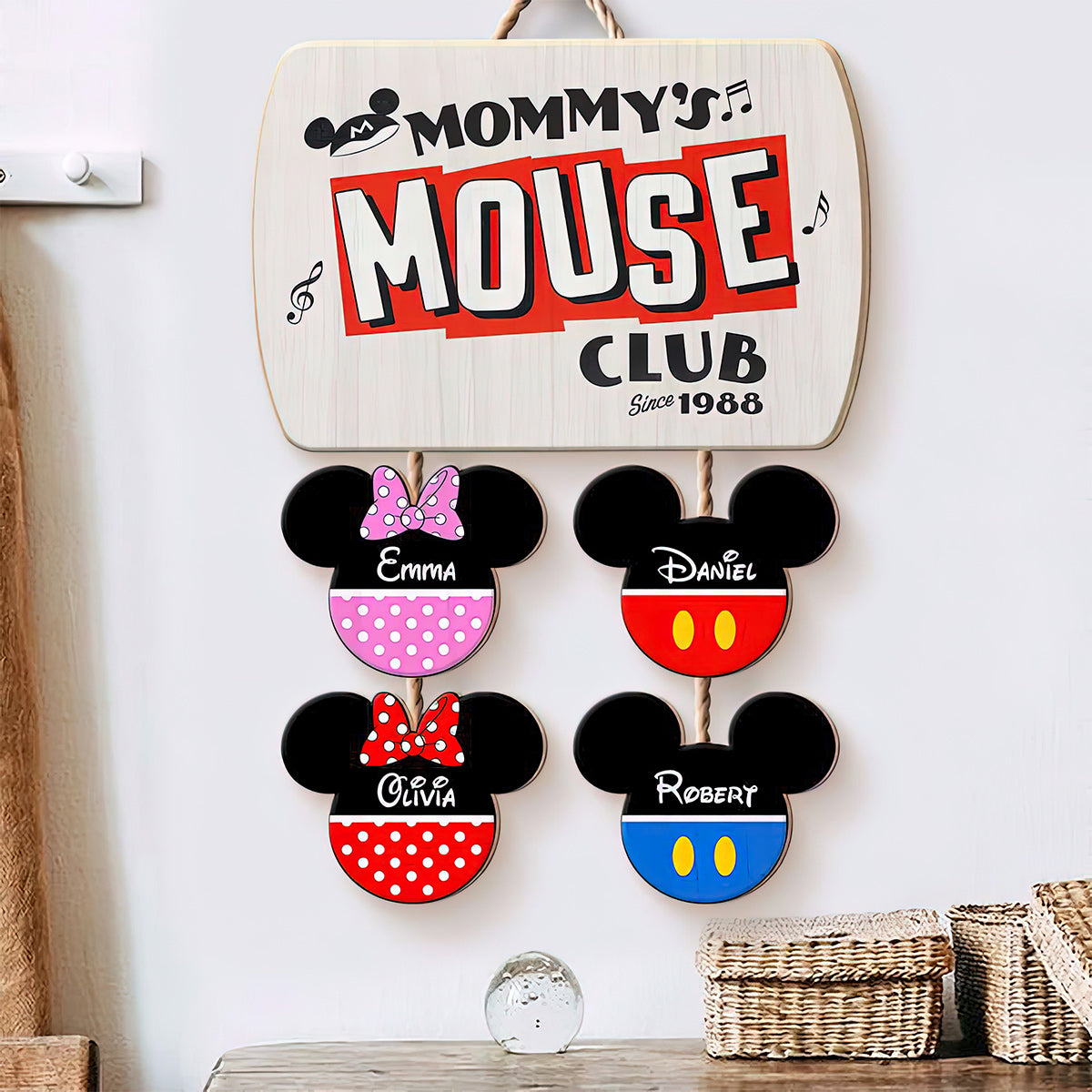 Mommy's Mouse Club - Personalized Mouse Pallet Wood Sign